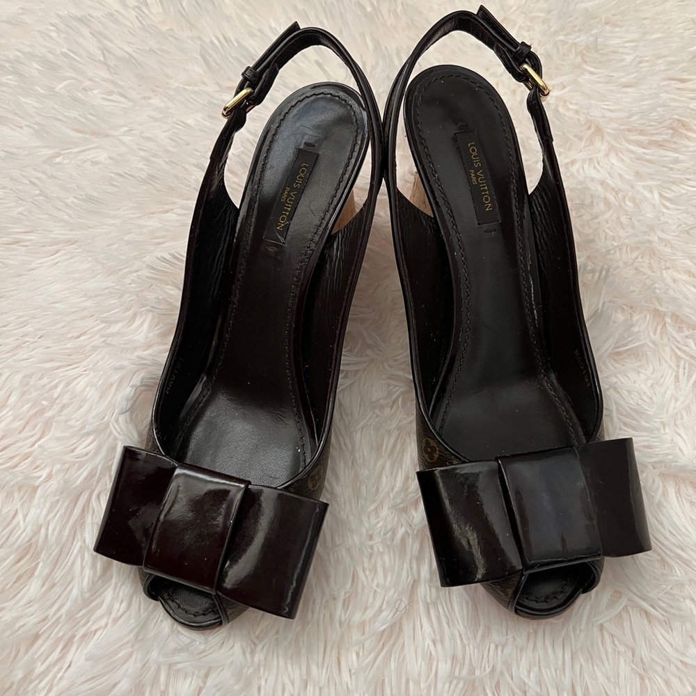 Louis Vuitton Black and Brown Wedge Sandals with Decorative Buckle - Picture 3 of 16